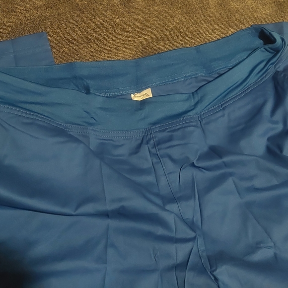 Scrub bottoms (blue) - Picture 3 of 3